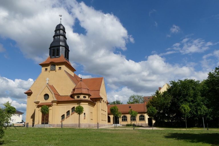 Kirche Altscherbitz. Quelle Sächsisches Krankenhaus Altscherbitz.jpg